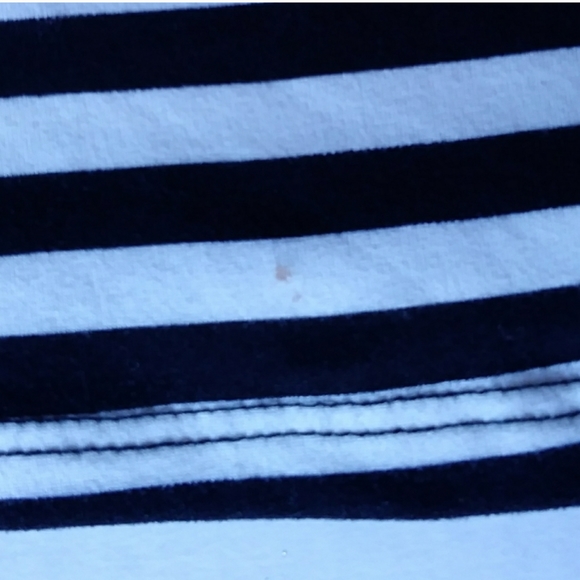 🦋5/$10🦋 BLACK WHITE STRIPED SHIRT LARGE - Picture 4 of 5